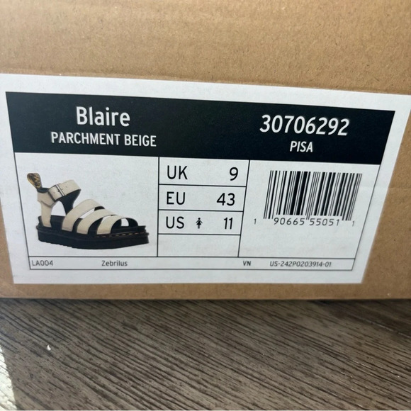 Dr Martens Blaire Pisa Sandals NEW - Picture 9 of 9